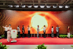 世界非遗研究院特邀院士王增生现场书写道中国